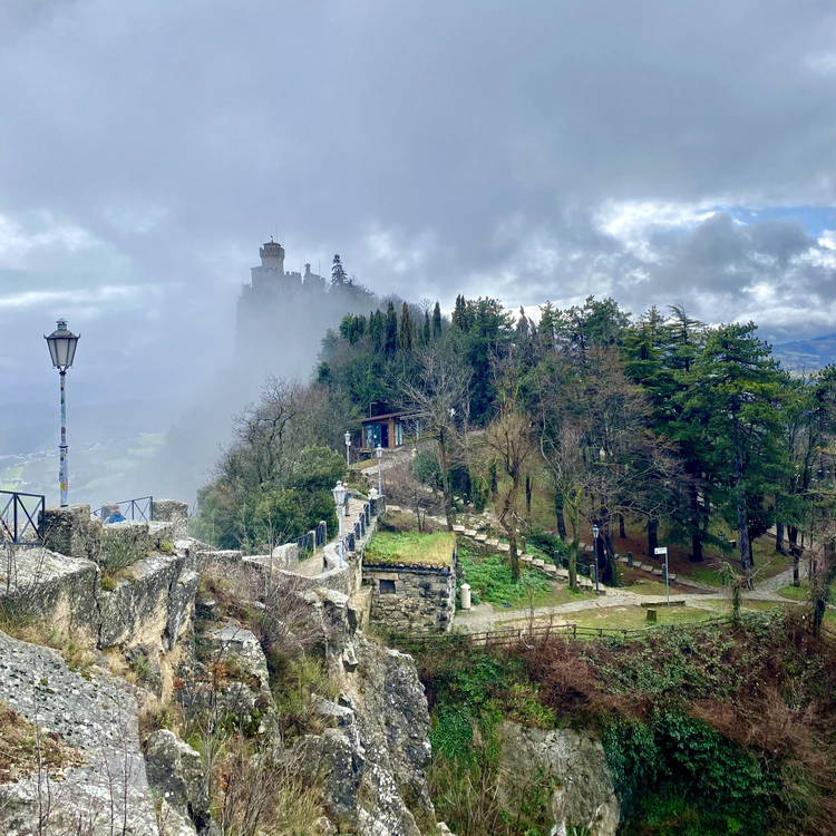 La Chesta tower